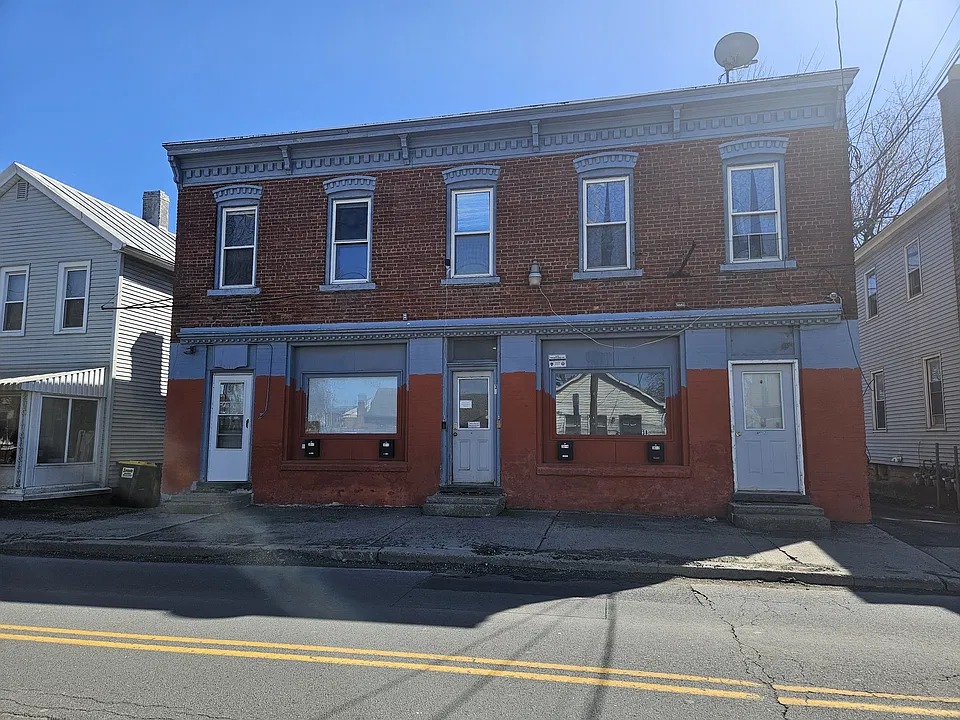 38 Main St #2