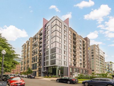 37 L St SE APT 1004, Washington, DC, 20003