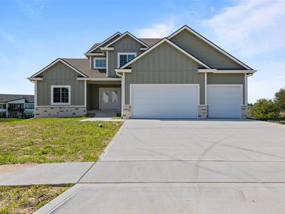 2313 Green Leaf Cir, Norwalk, IA, 50211