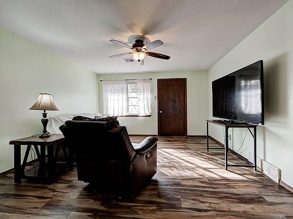 5th image of 3409 Chetwood Dr