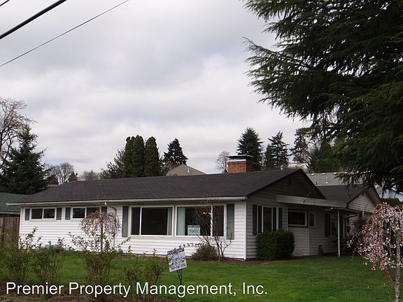 2nd image of 1004 SE 78th Ave