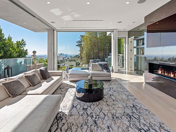 1717 Sunset Plaza Dr, Los Angeles, CA 90069 | Zillow