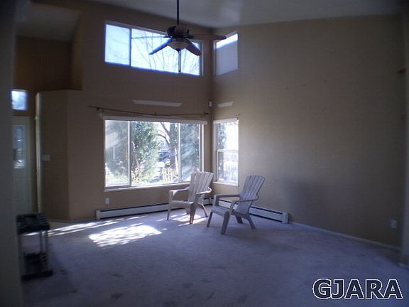 3rd image of 3128 N Teal Ct