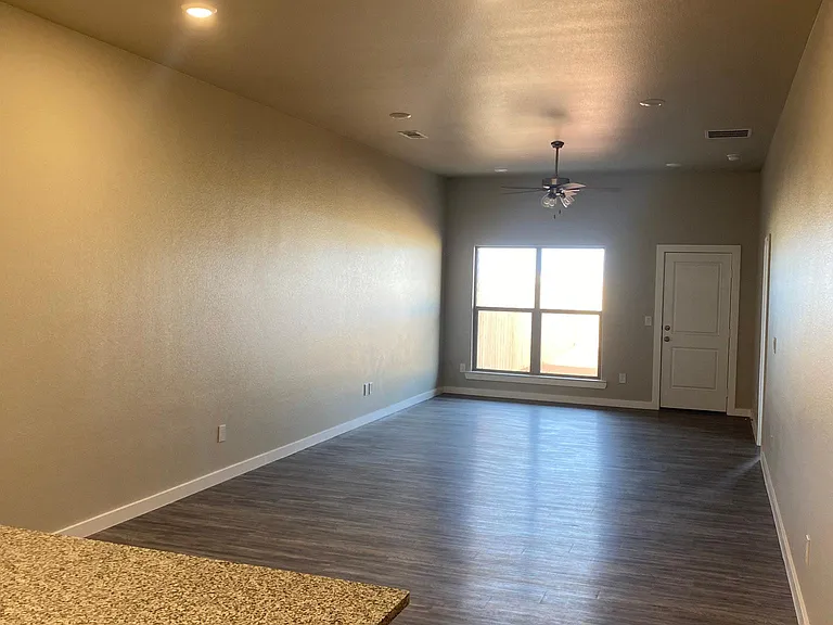 57 Maverick Dr — Photo 7