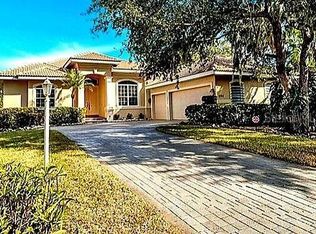 1704 Amberwynd Cir W, Palmetto, FL 34221