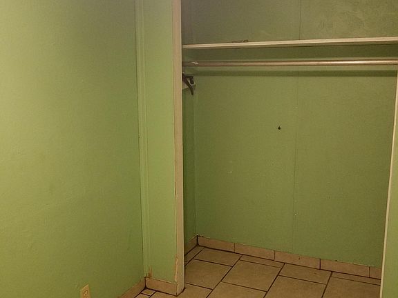 5th image of 2065 28th Ave N