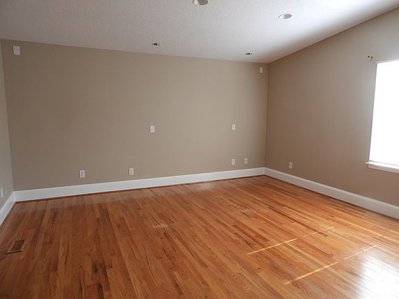 2nd image of 102 S Toney St