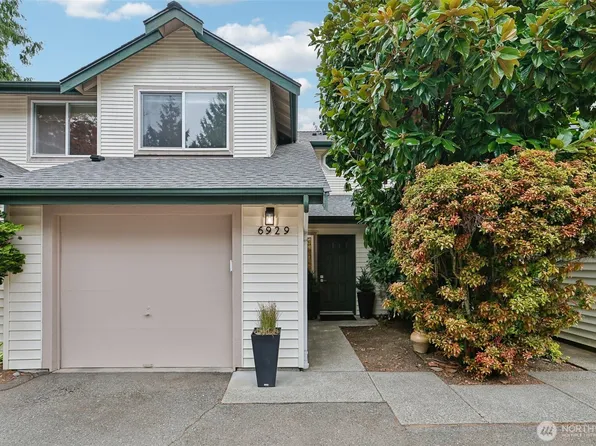 6929 NE 170th Street #8, Kenmore, WA 98028