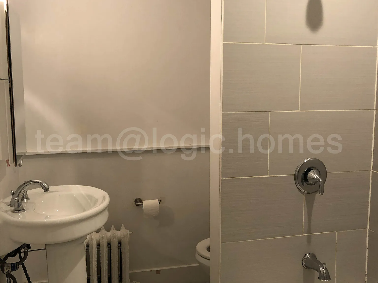 3 bed, 1570 sqft, $1,900 — Photo 2