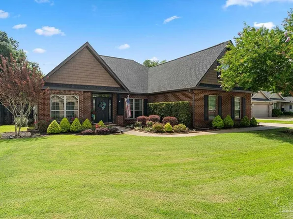 5606 Prairie Meadows Ct, Pace, FL 32571