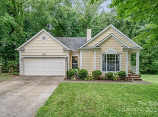 8737 Sam Dee Rd, Charlotte, NC 28215