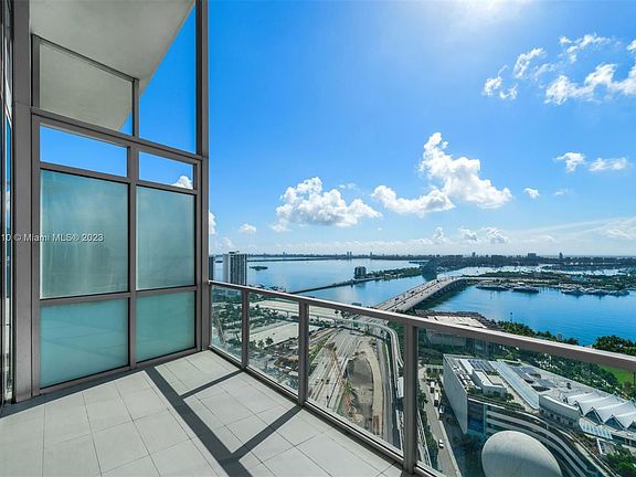 2nd image of 1100 Biscayne Blvd Unit 3105