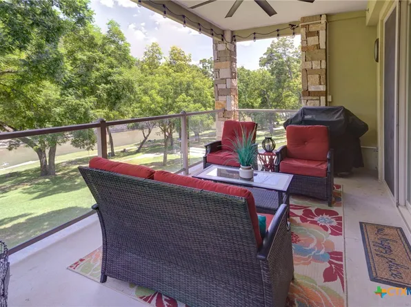 540 River Run APT 204, New Braunfels, TX 78132