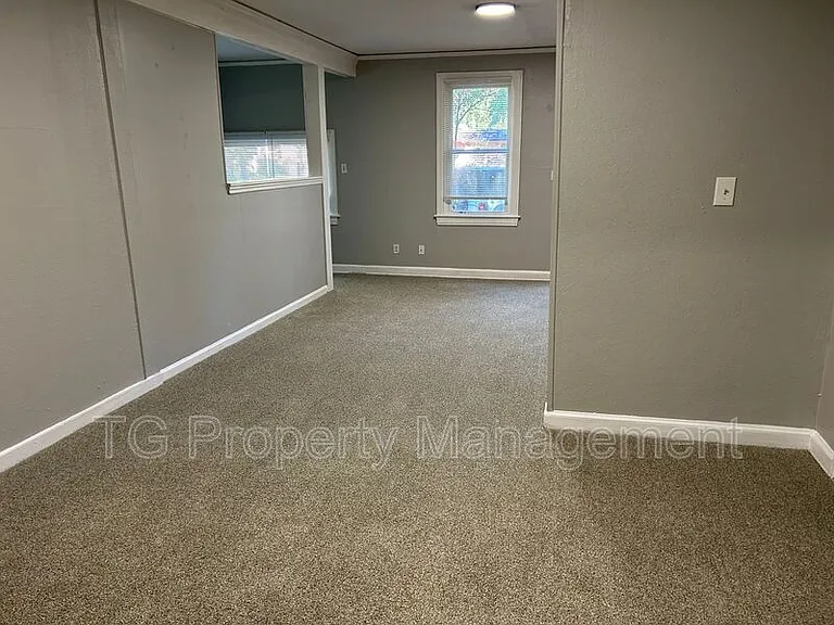 4408 Kenndle Rd — Photo 2