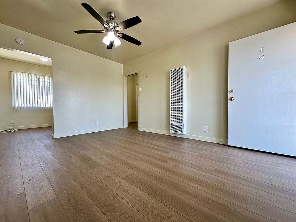 1st image of 4588 W El Segundo Blvd #300