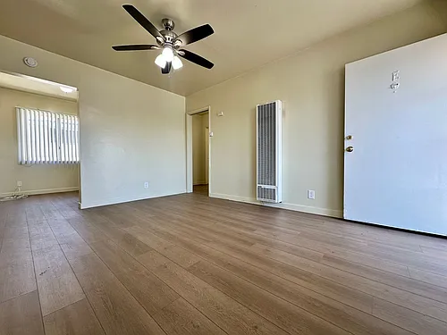 4588 W El Segundo Blvd #300 Photo 1