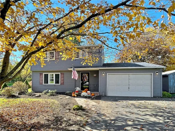 4629 Goldrush Dr, Marcellus, NY 13108