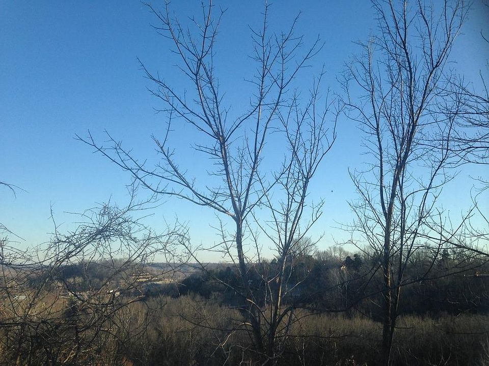 "Sunset View" Dr. - even more beautiful during spring and fall!