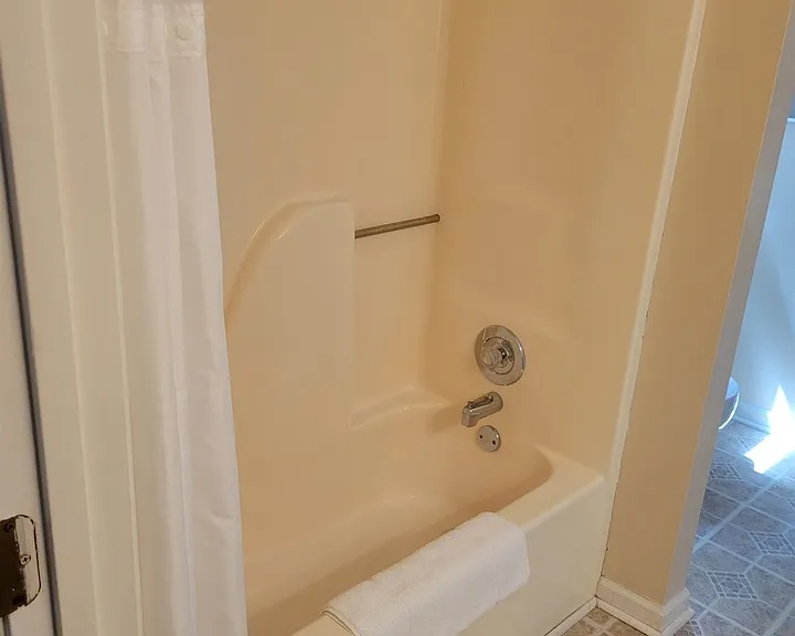 1356 Velvet Creek Gln SW — Photo 18