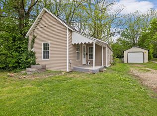2120 N Summit Ave, Springfield, MO 65803