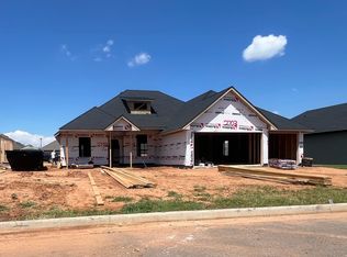 2703 Cloud Nine Cir, Weatherford, OK 73096