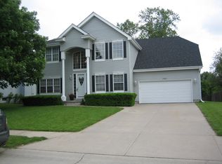 17527 V St, Omaha, NE 68135