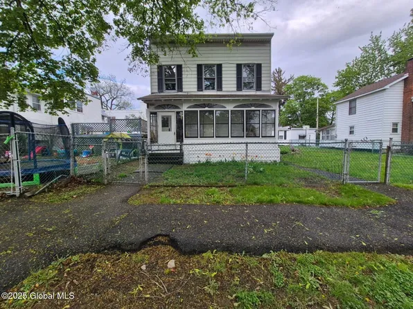 1220 5th Avenue, Watervliet, NY 12189