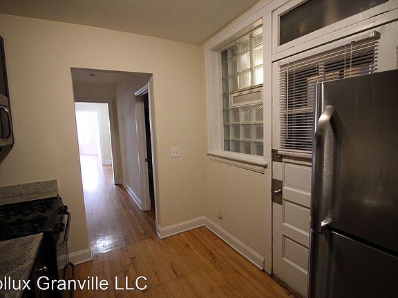3rd image of 2314 W Granville Ave APT 1