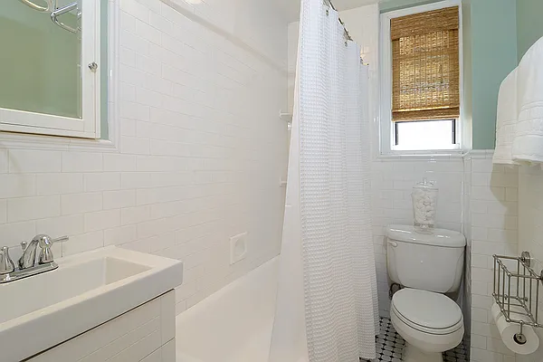 Sold by Corcoran | media 7