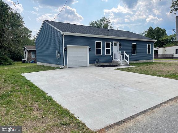 2nd image of 30 Press Ave