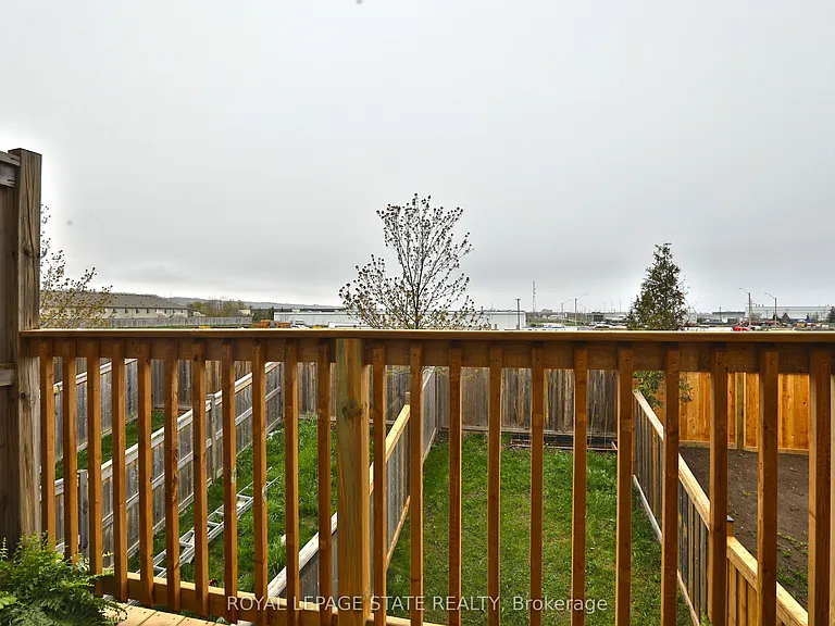 45 Edenrock Dr — Photo 13