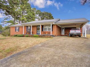 1458 Old Humboldt Rd, Jackson, TN 38305