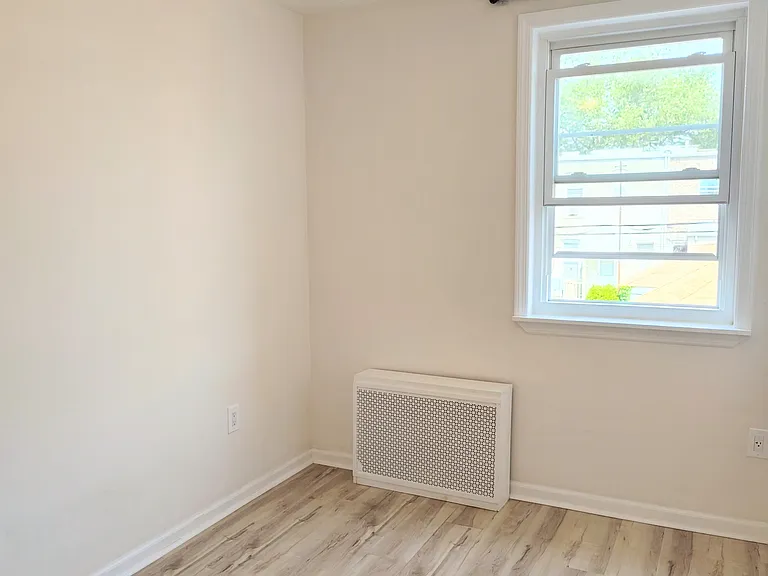 23-42 36th St #2 — Photo 15