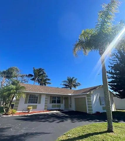 19420 Carolina Cir