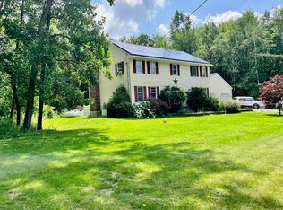 124 Lynn Rd, Averill Park, NY 12018