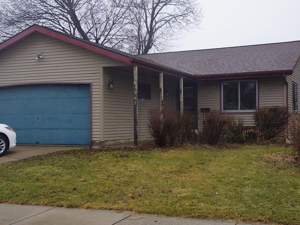 1st image of 709 Eisenhower Ave