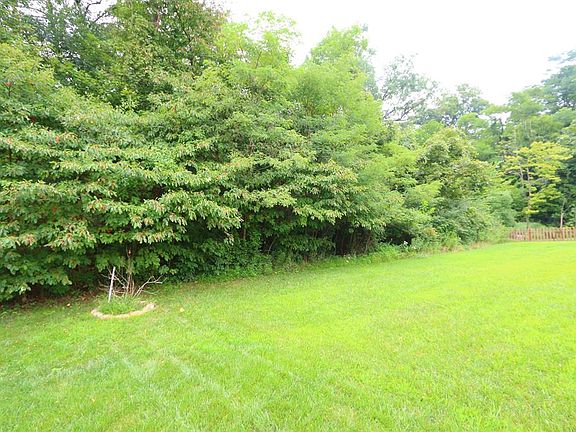 5th image of 812 W Anson Dr