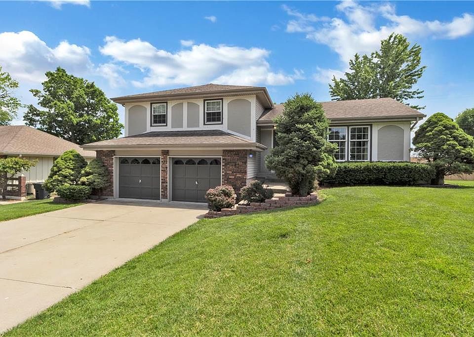 1st image of 513 SW Elwood Dr
