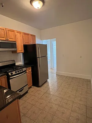 Rented by OGI Management | media 8