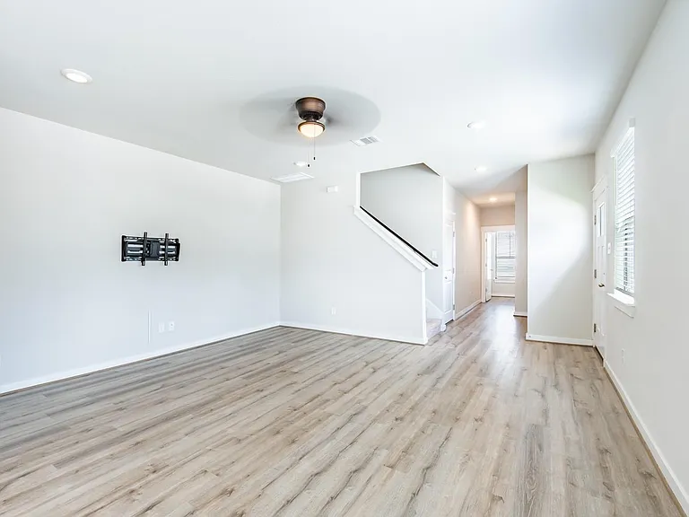147 Waterside Rd #A — Photo 7