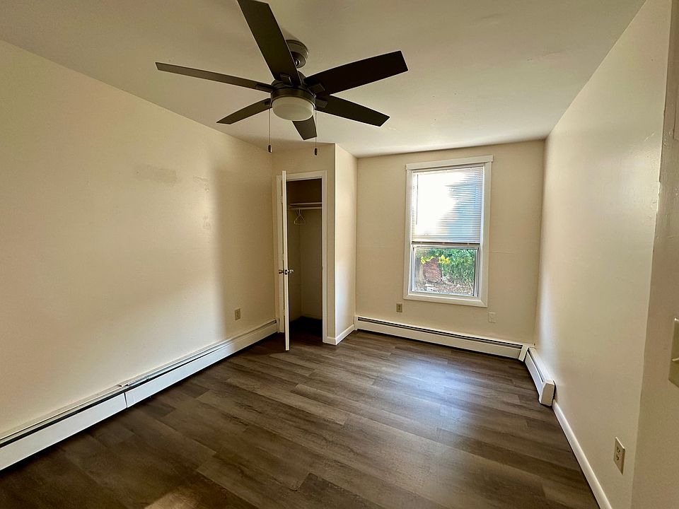 Larger bedroom
