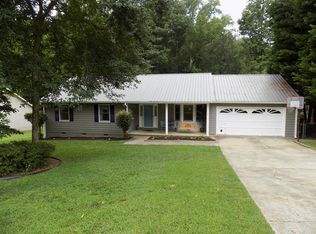77 Deerfield Ln, Carrollton, GA