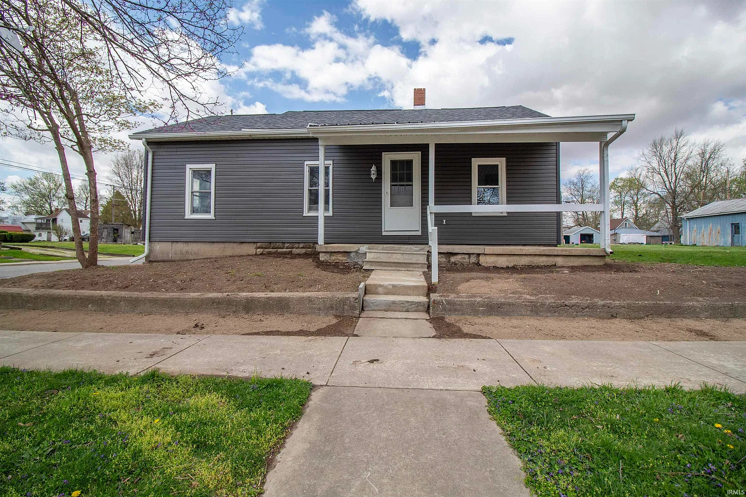 603 N Residence St photo 1