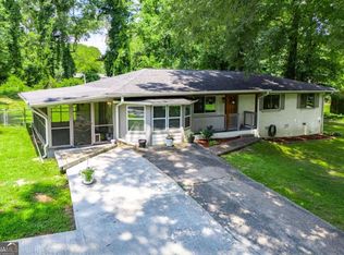 2057 Terry Ln, Douglasville, GA 30135