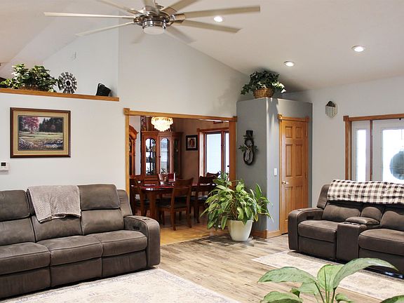 5th image of 552 Keman Dr