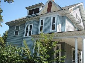 2nd image of 6 Russell Ave