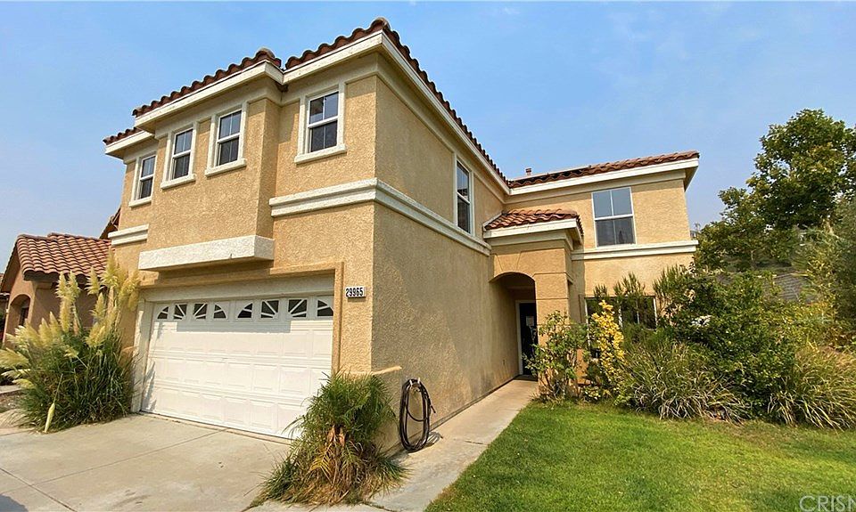 1st image of 29965 Crawford Pl