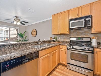 11150 Trinity River Dr APT 136, Rancho Cordova, CA, 95670