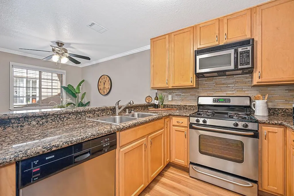 11150 Trinity River Dr APT 136 photo 1