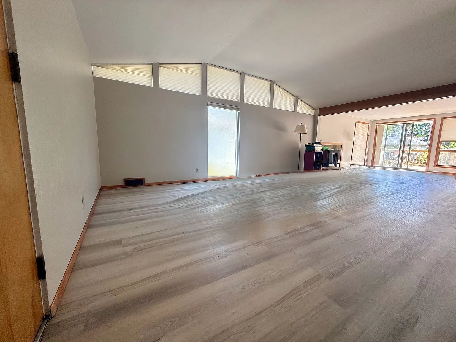 4 bed, 2650 sqft, $2,250 — Photo 1
